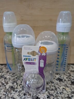 ✨2/$20✨Bottle Bundle with New Nipples